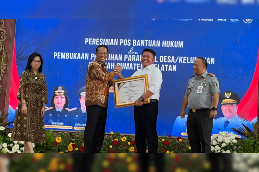 Template Foto Berita 1
